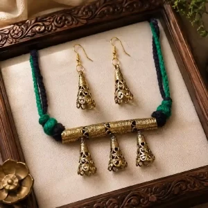 Stylish Gold-Tone Handcrafted Necklace Set