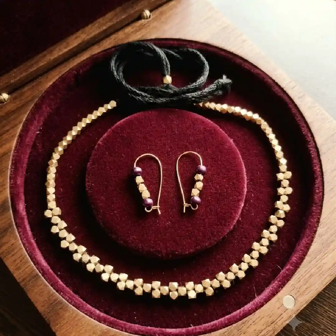 HANDCRAFTED DOKRA CLUSTER BEADS NECKLACE WITH EARRING